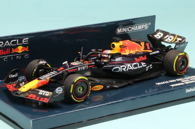 ミニチャンプス 1/43 レッドブル RB19 マックス フェルスタッペン 日本