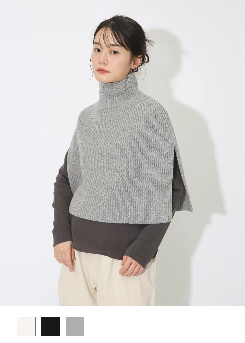 T. ウールニットケープ