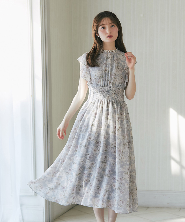 リングレース付きウエストシャーリングフラワープリントワンピース