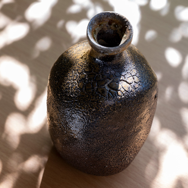 共箱付】備前焼窯変徳利（CR-049） 作家「クリストファーレイヴェン