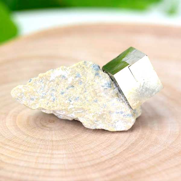 クラスター 原石 水晶 アメジスト パイライトなど｜株式会社オンビル