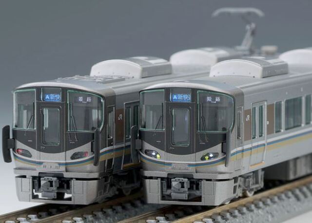 TOMIX トミックス JR 225 100系近郊電車（8両編成）セット 98685