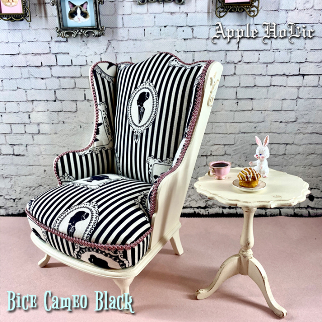 アップルホリックのドール チェア 【 ビーチェ カメオ ブラック Bice