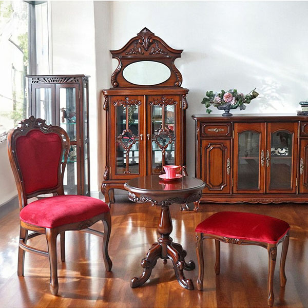 マリナカッシーリ 猫脚 ダイニングチェア (ベロアレッド)｜Y-KAGU(輸入