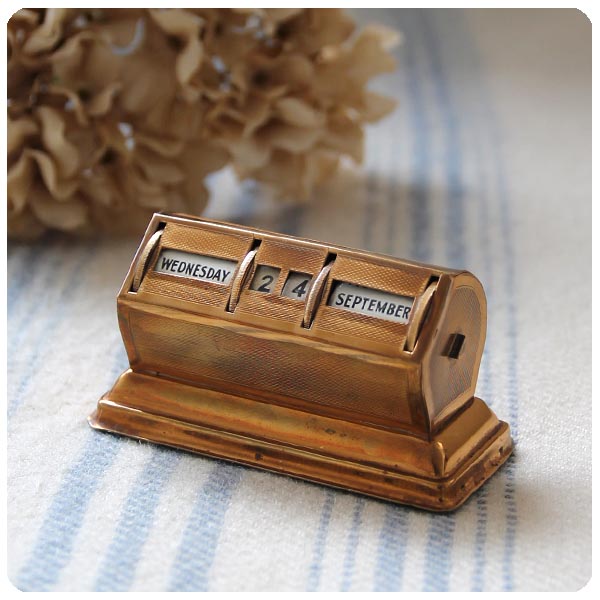 イギリス アンティーク メカニカルカレンダー/卓上カレンダー