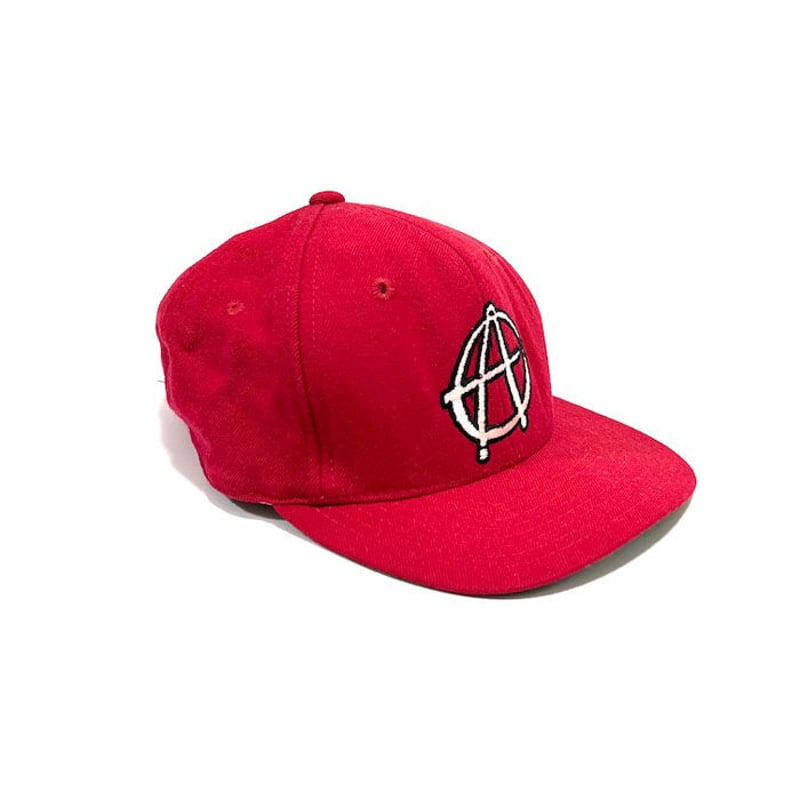 USED】90'S ANARCHIC ADJUSTMENT 6-PANEL CAP RED