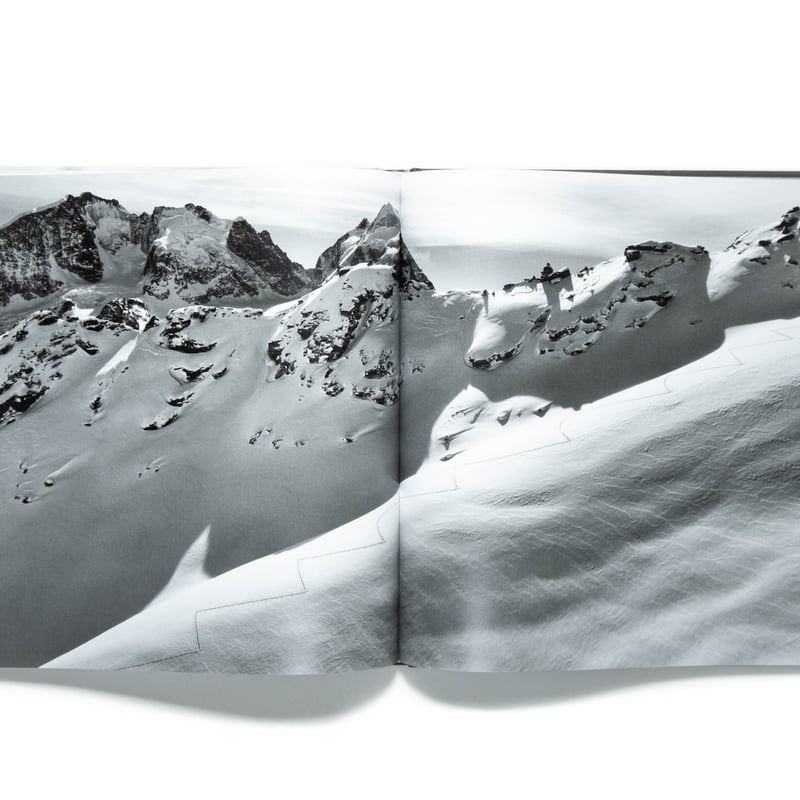 Peter Mathis: Snow | Art Book Iskusstvo