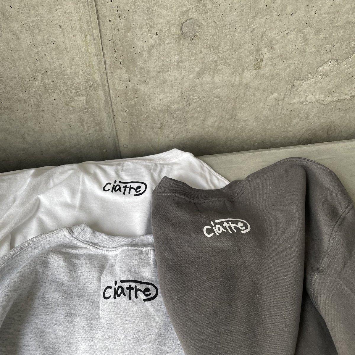ciatre ペンキスウェット グレーカラー