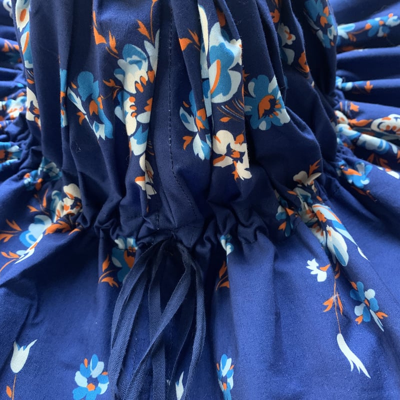 ワイナリーハットブルーフラワー | Sugri Official Online Store