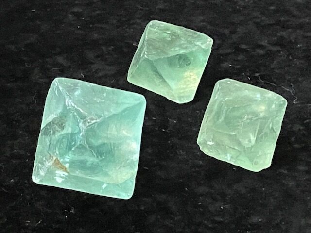 天才の石」グリーンフローライト（蛍石）原石 | 数珠屋粋鳳