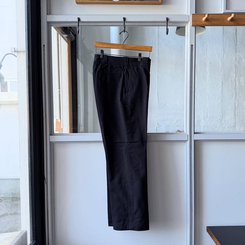 COMOLI ポストワークツイル パンツ | Less Higashikawa