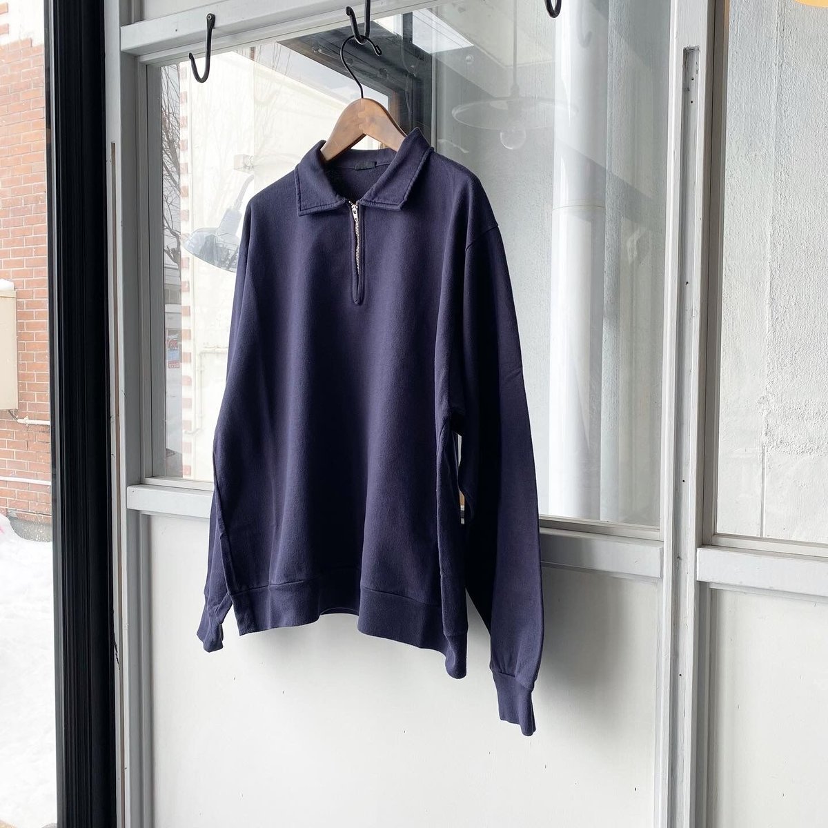 COMOLI コットンシルクジャージ ハーフジップPO | Less Higashikawa