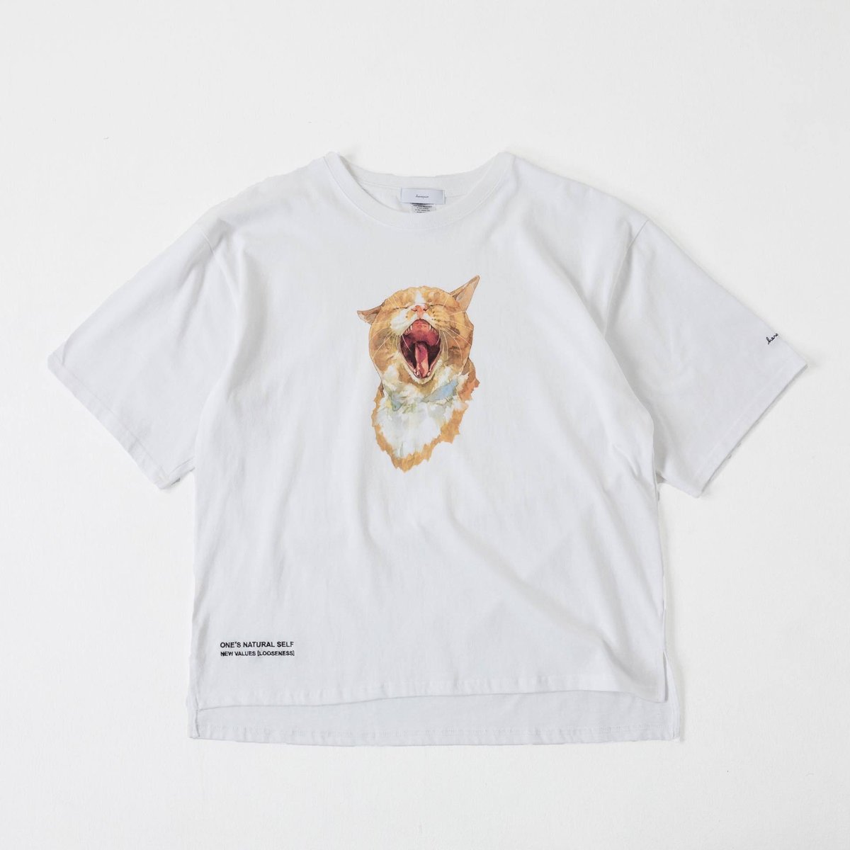 Neko Tee （Akubi）-ホワイト | harapeco Store