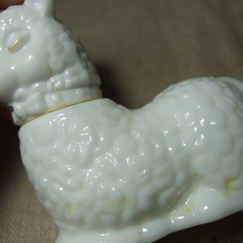 AVONひつじの香水瓶 b-130 | Ivy