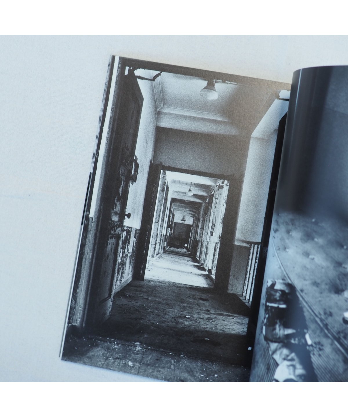 CLUB & COURTS YOKOSUKA YOKOHAMA｜石内都 | button