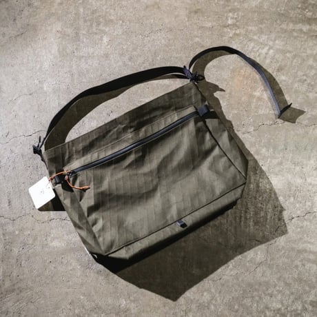 CATEGORY BROWNBAG | LOFT