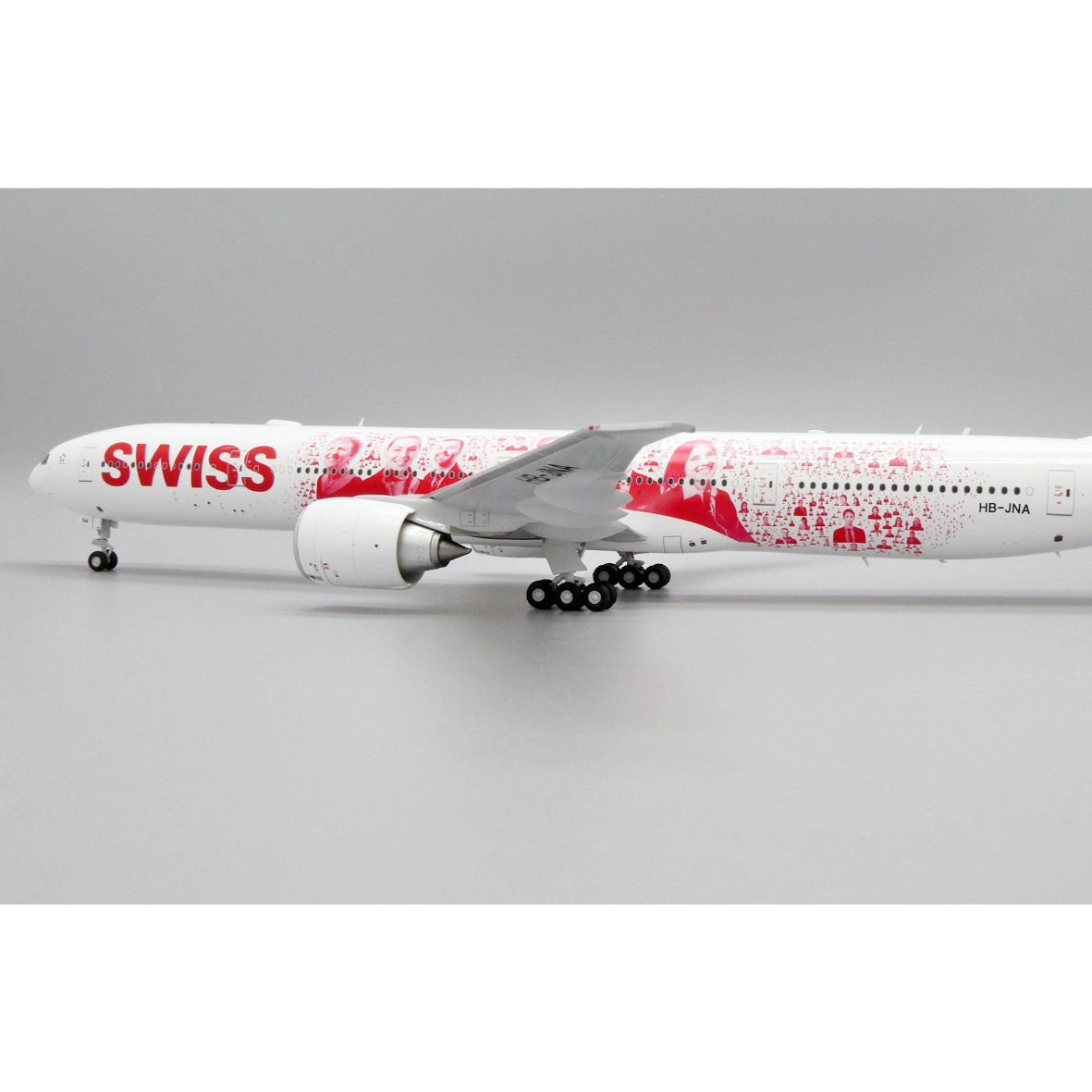 お取り寄せ商品】1/200 777-300ER スイスインターナショナル