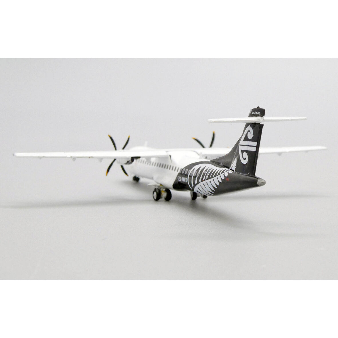 1/400 ATR 72-600 ニュージーランド航空 ZK-MVX