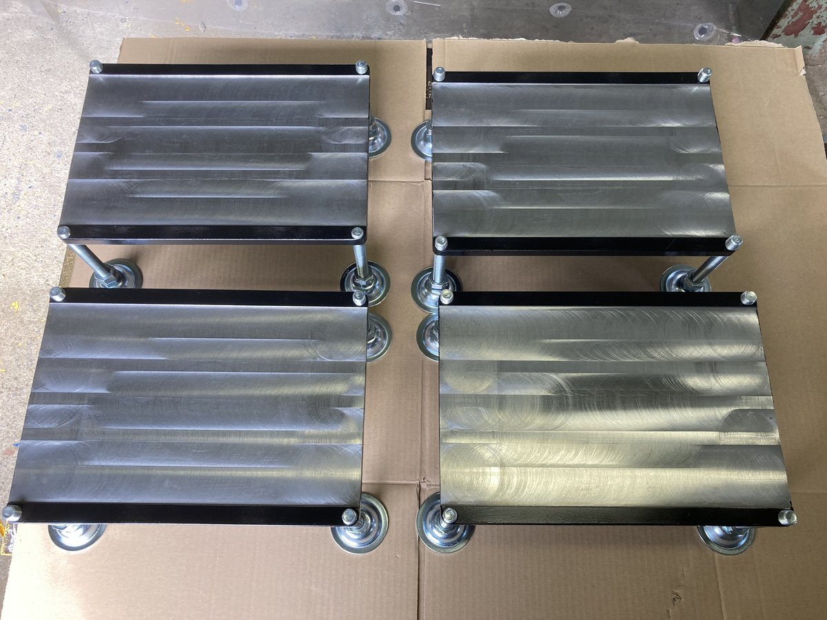 アライメント測定器具用定盤 4台セット ホイールアライメント/調整式