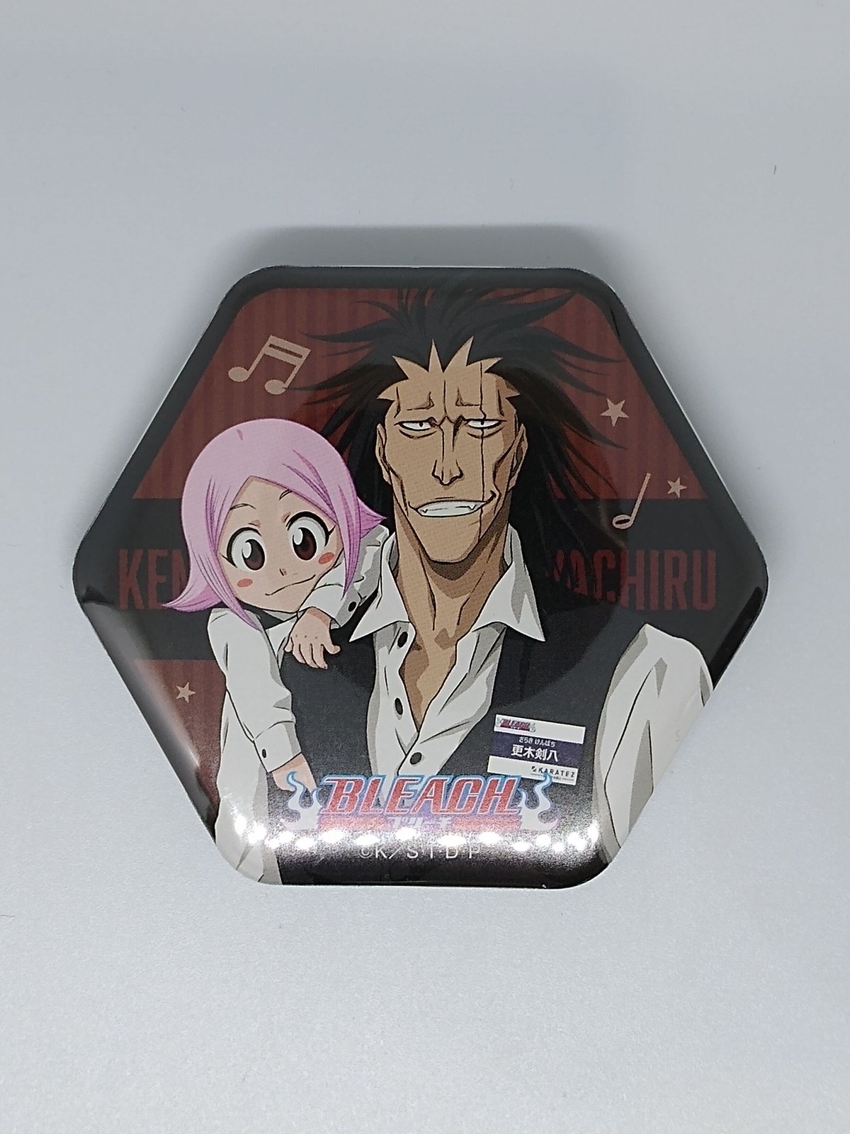 BLEACH 更木 剣八＆草鹿やちる トレーディング缶バッジ | K-BOOKS 池袋