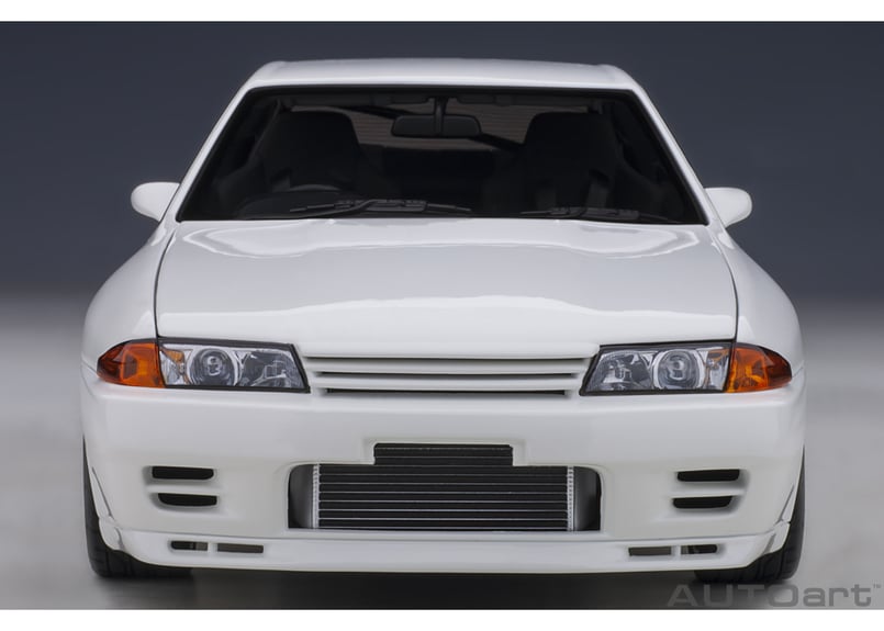 AUTOart 1/18 (77412) 日産 スカイライン GT-R (R32)『湾岸ミッド