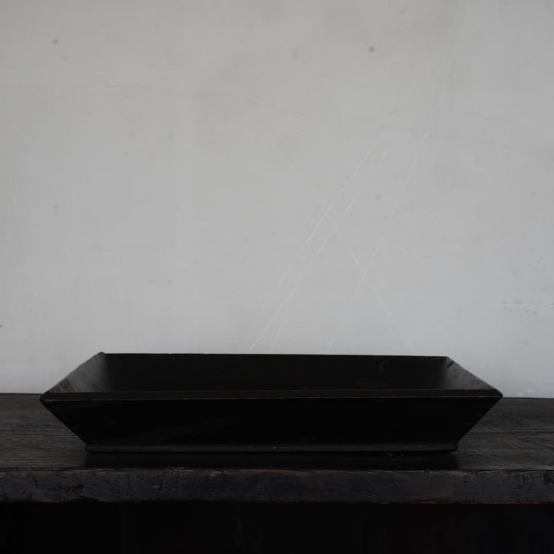 李朝黒漆角盆 / 李氏朝鮮時代後期 | tsuchika