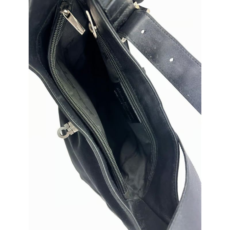 フェラガモ ワンショルダー バッグ Salvatore Ferragam ガンチーニ