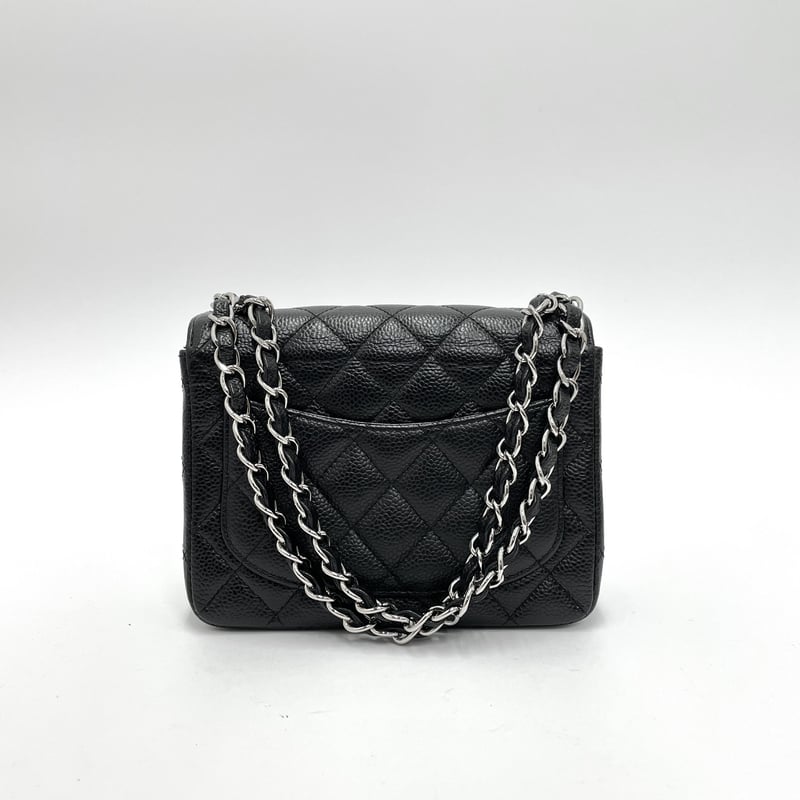 CHANEL キャビアスキン マトラッセ ミニフラップバッグ 17 ブラック