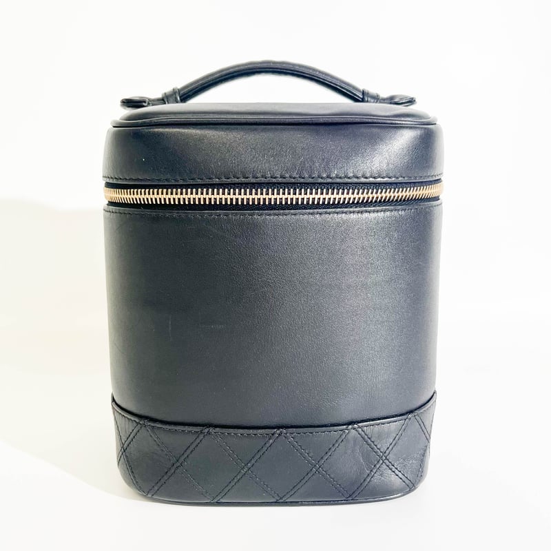 シャネル ビコローレ バニティバッグ | HIVE Collective