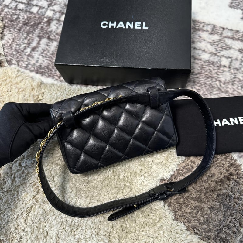 シャネル マトラッセ チェーン ウエストポーチ ウエストバッグ