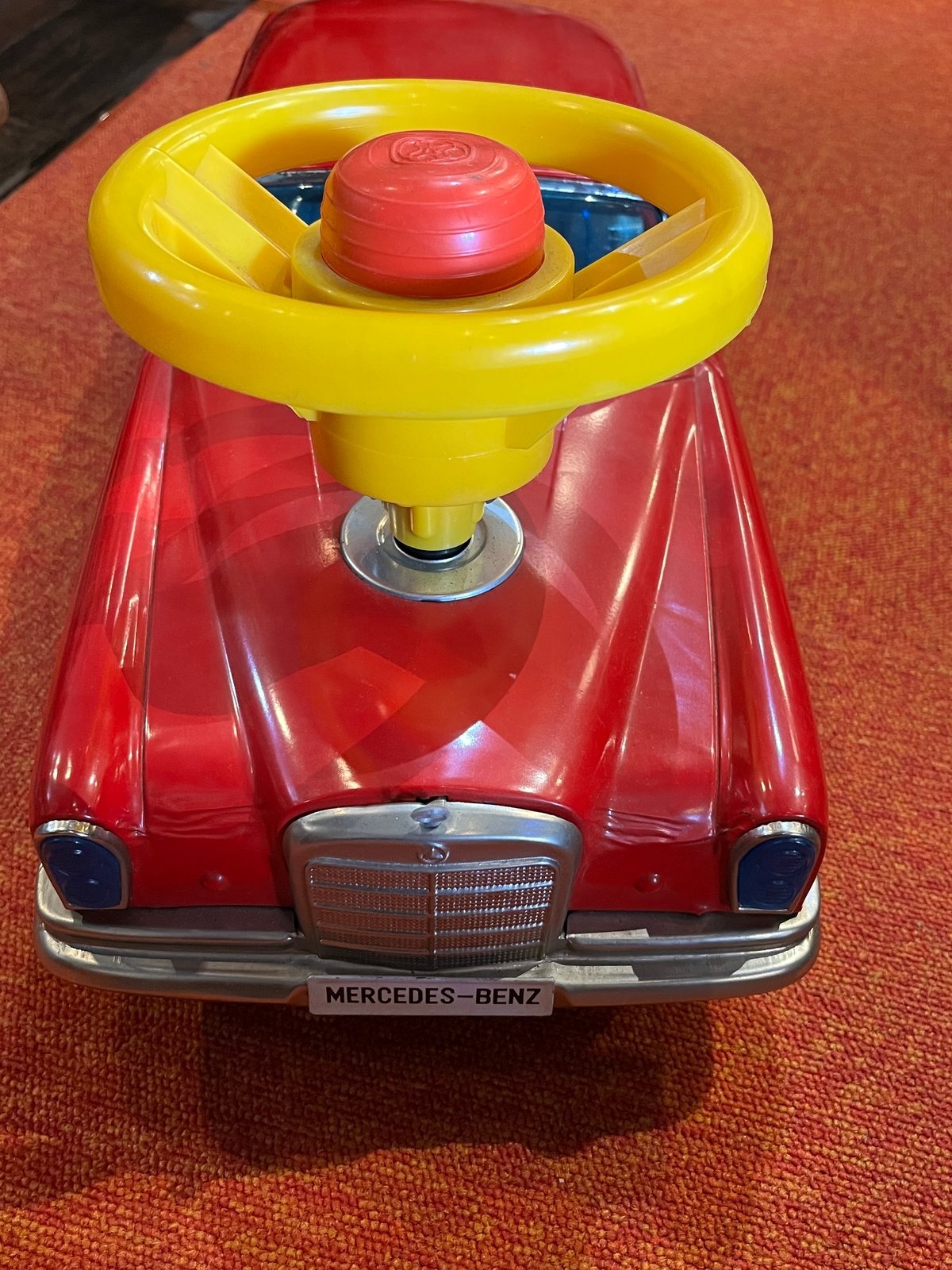 ベンツ プラモデル イチコーの金属玩具 メルセデスベンツ シルバー