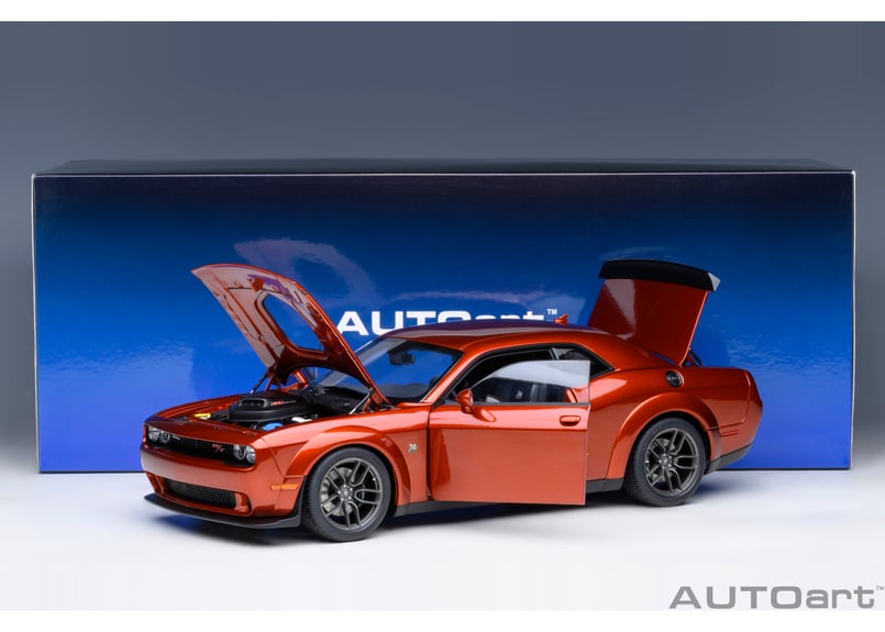 AUTOart 1/18 ダッジ チャレンジャー R/T スキャットパック ワイド