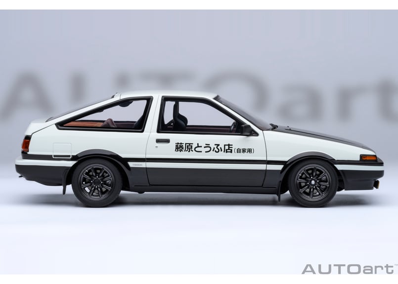 AUTOart 1/18 トヨタ スプリンター トレノ (AE86) 「頭文字 D」 “プロジ