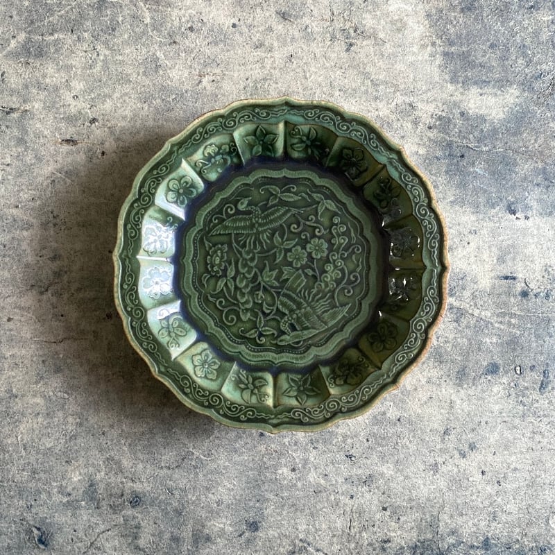 有田焼 福泉窯 織部還元花鳥彫5寸皿 | MatsuBokkuri