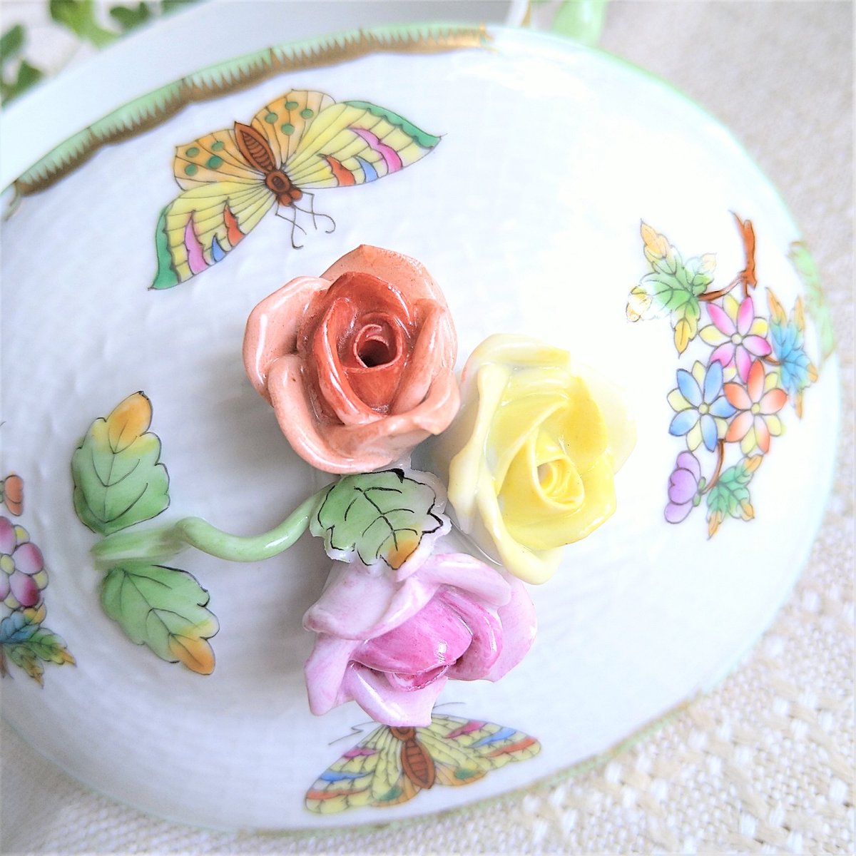 Herend ヘレンドヴィクトリアの蓋つき小物入れ/Victoria accessory ca