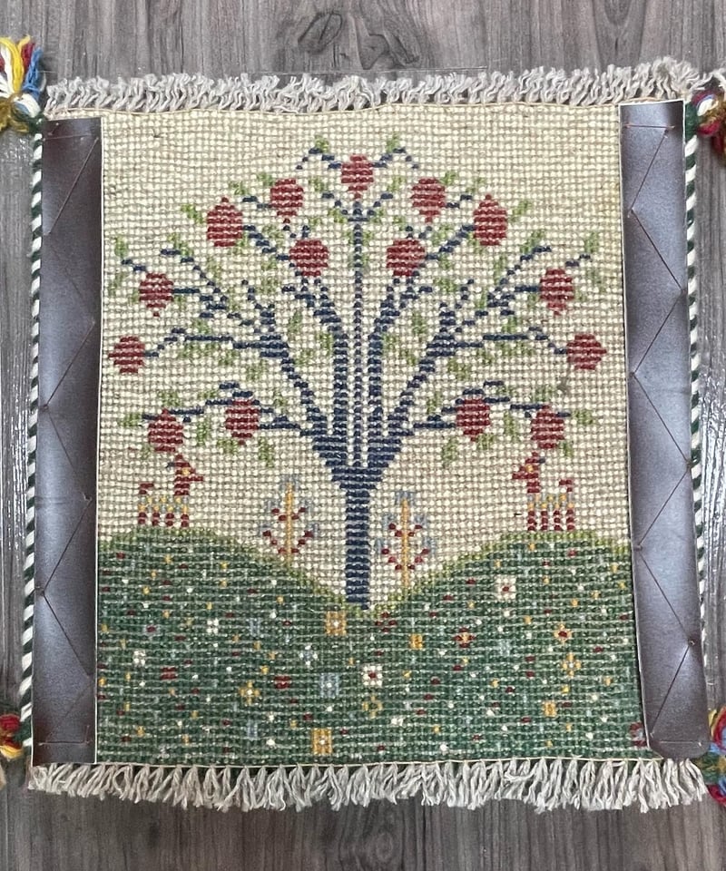 新品 ペルシャ絨毯 手織り ギャッベ 39cm×39cm ナチュラル ザクロの木