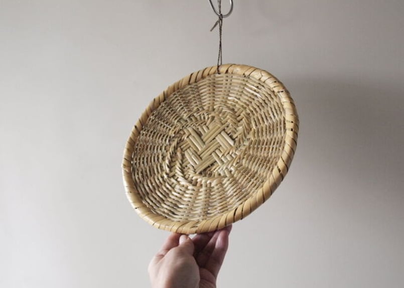 長野戸隠 根曲り竹蕎麦ざる 小ｻｲｽﾞφ直径23cm からむし紐付き | nuukの森