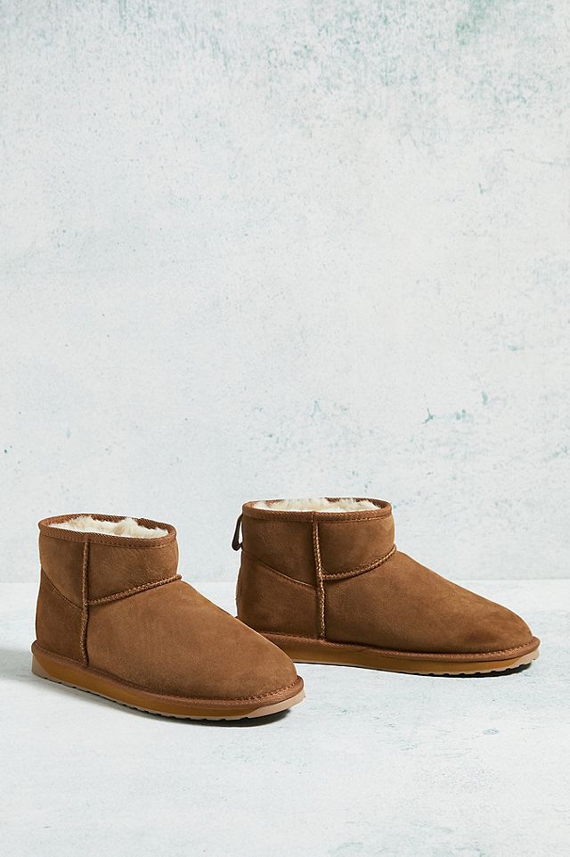 EMU Australia Stinger Micro Chestnut Boots | Urban Outfitters UK
