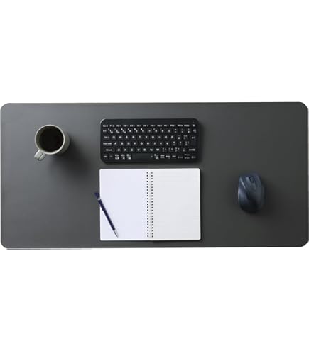 Amazon | 品通販限定「Adoのドキドキ秘密基地」デスクマット | デスク