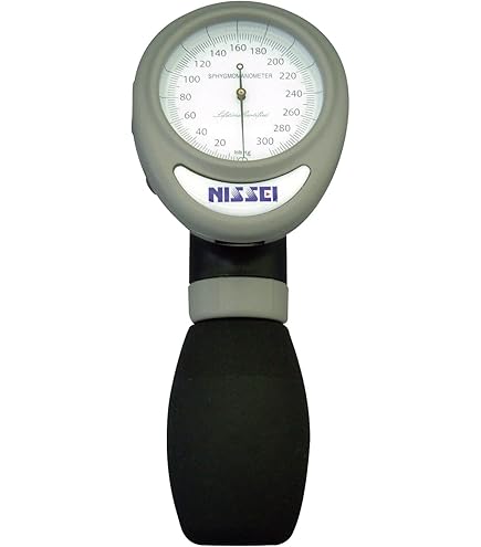 Amazon.co.jp: iwaki デジタルカフ圧計 /8-8378-01 : ホーム＆キッチン