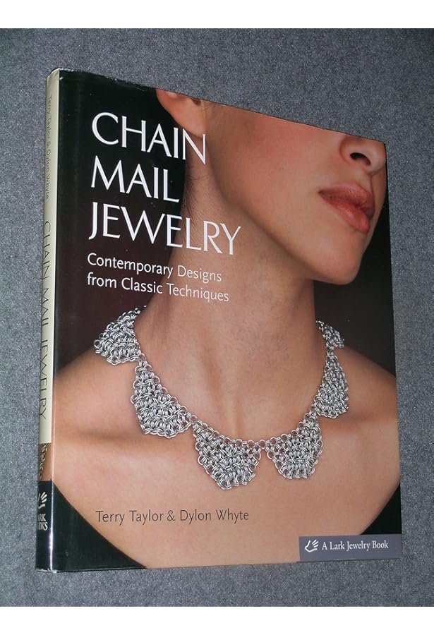 Classic Chain Mail Jewelry with a Twist: Ripsch, Sue