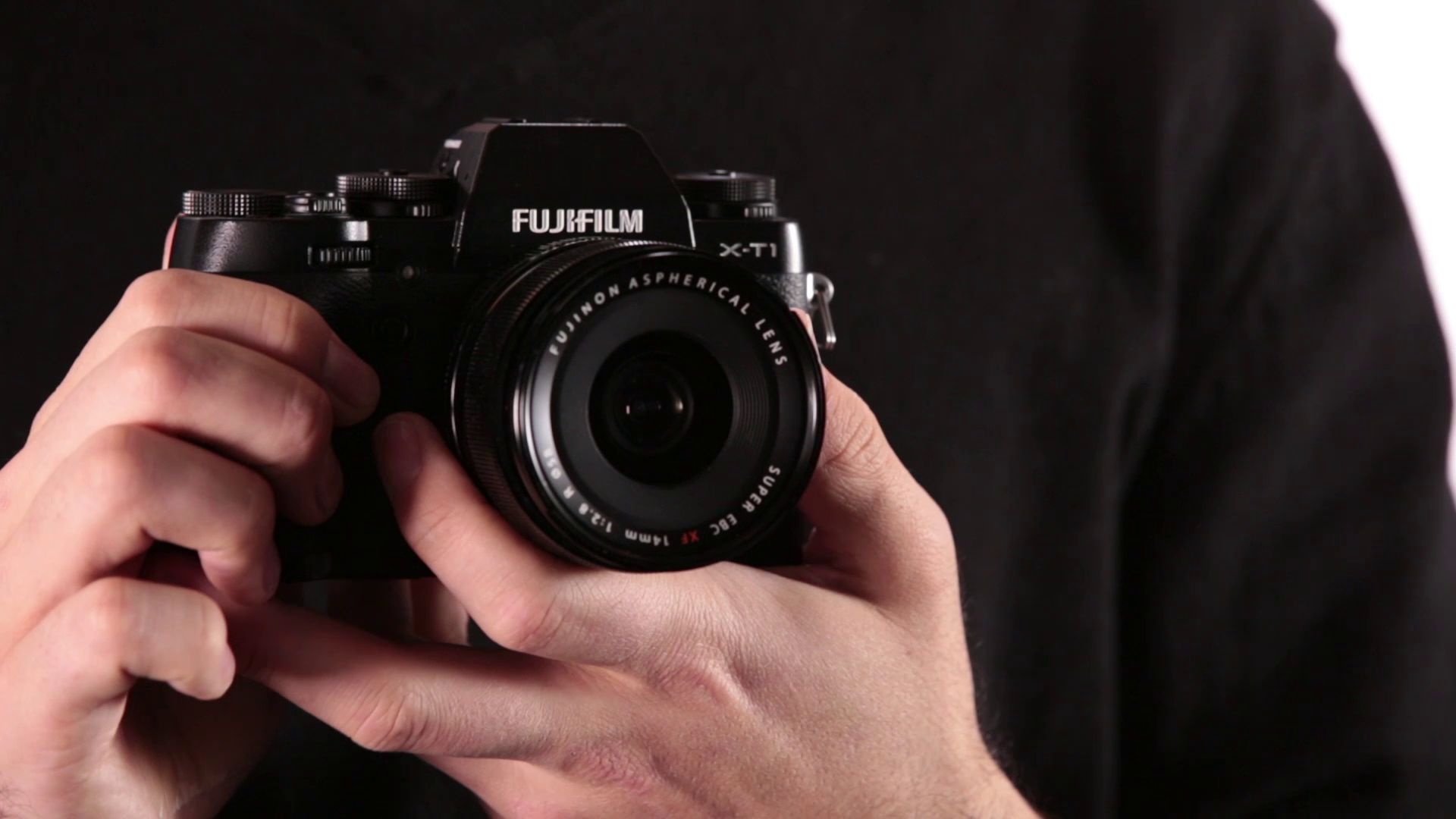 Amazon.com : Fujifilm X-T1 16 MP Mirrorless Digital Camera with