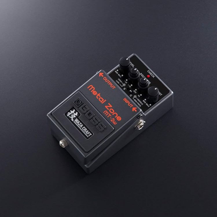 BOSS MT-2W - BOSSの人気ハイゲイン・ディストーション・ペダル