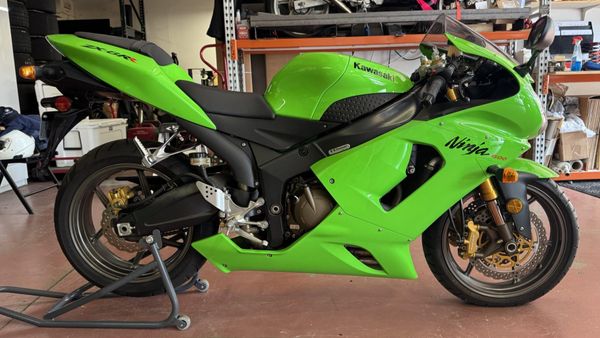 1995 Kawasaki Ninja ZX-6R VIN: JKAZX4F17SA012552 - CLASSIC.COM