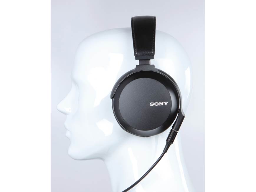Sony MDR-Z7M2 Over-the-ear headphones at Crutchfield