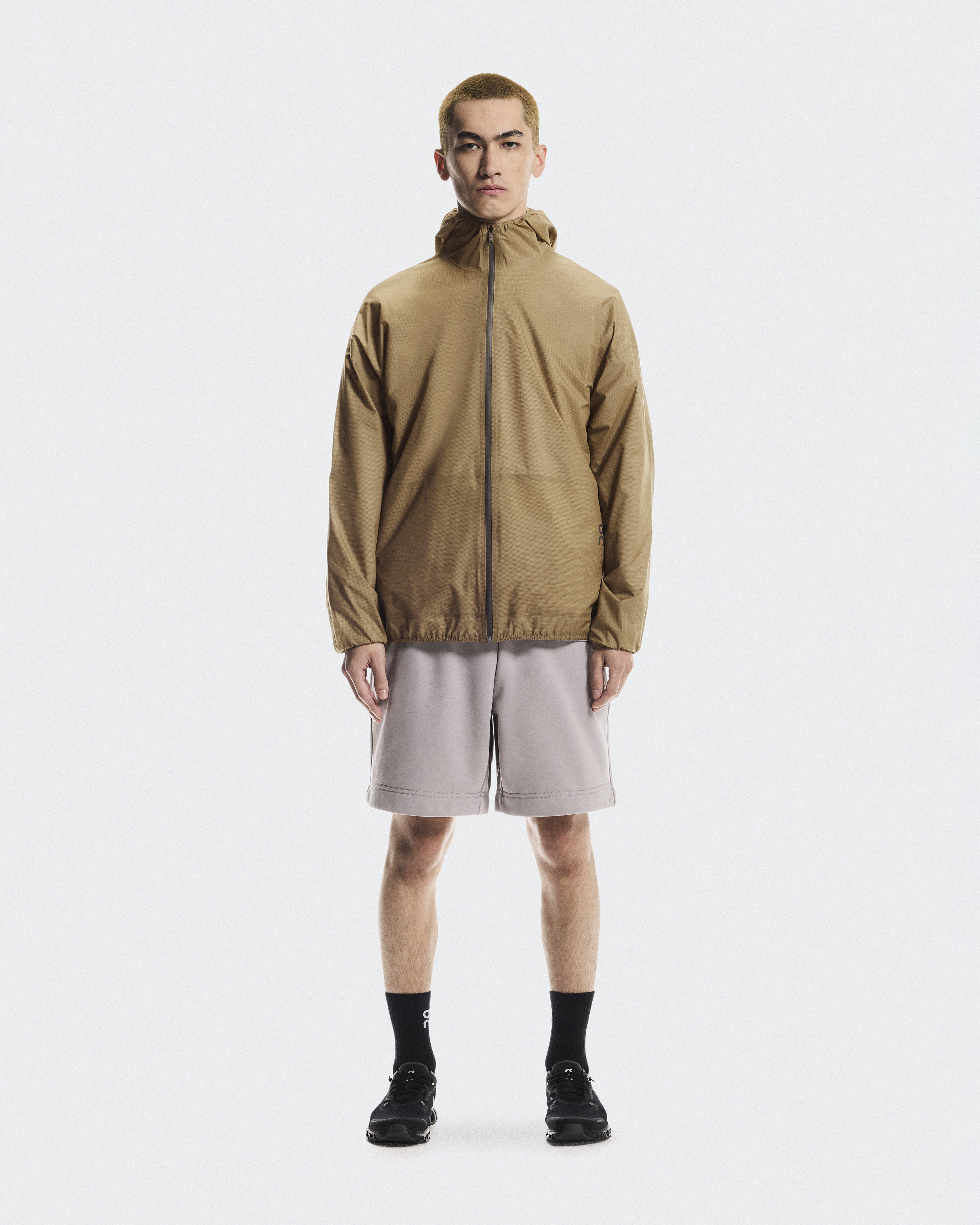 メンズ Explore Lightweight Waterproof Jacket | ベージュ | On 日本