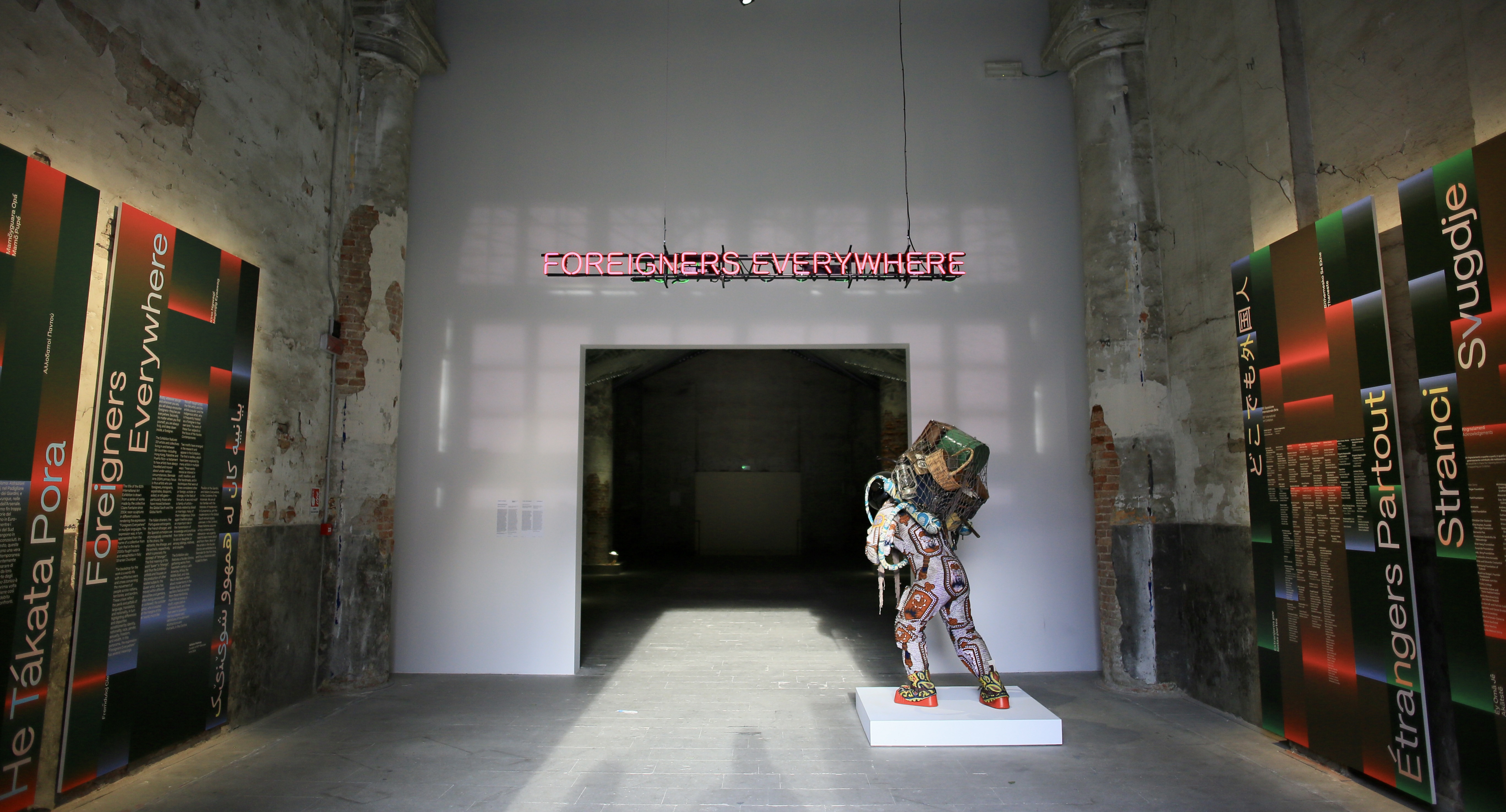 ヴェネチア・ビエンナーレ2024現地レポート。受賞作品を中心に、各国の