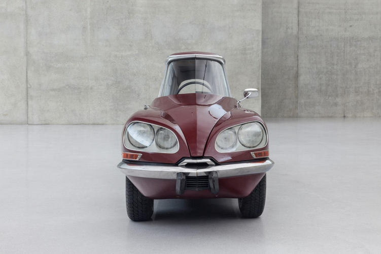 2014_5DA1?w=784&h=640&q=100