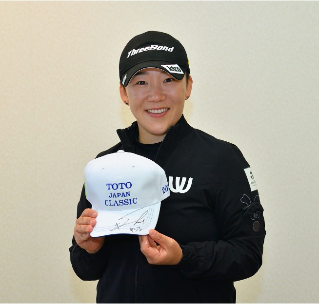 HATTRICK（ハットトリック）-選手の想いをファンへ届ける公式