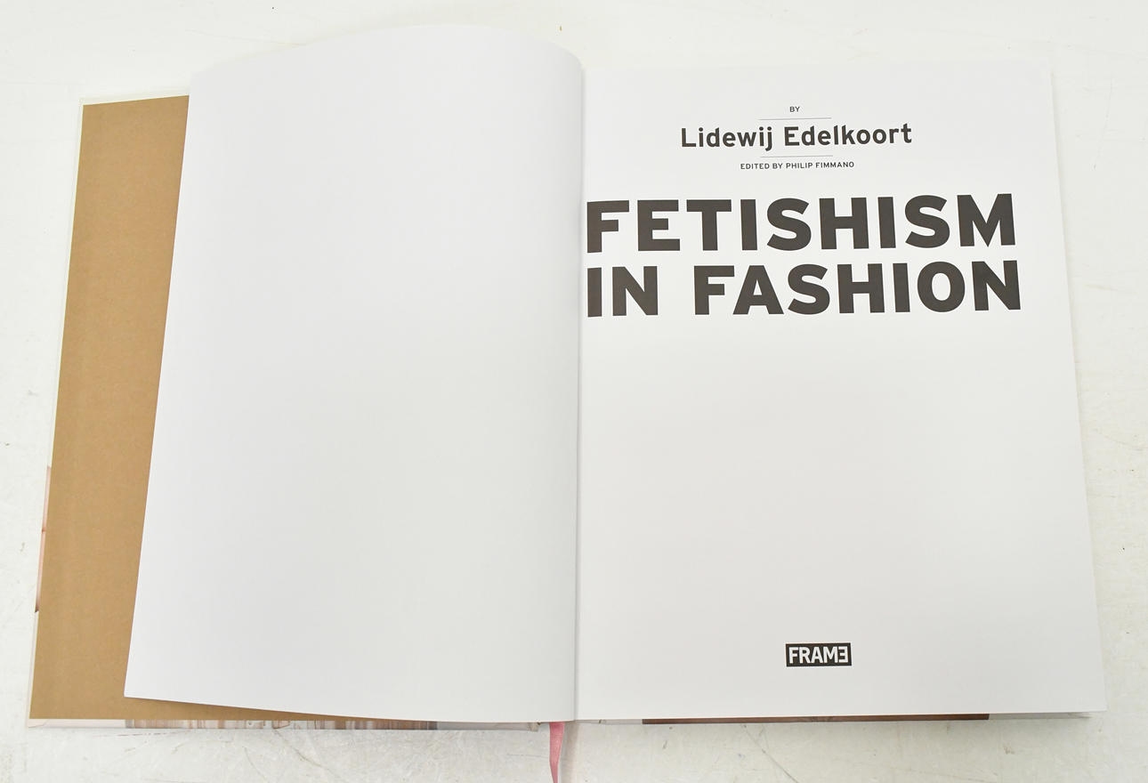Fetishism in Fashion by Lidewij Edelkoort. Books, Maps